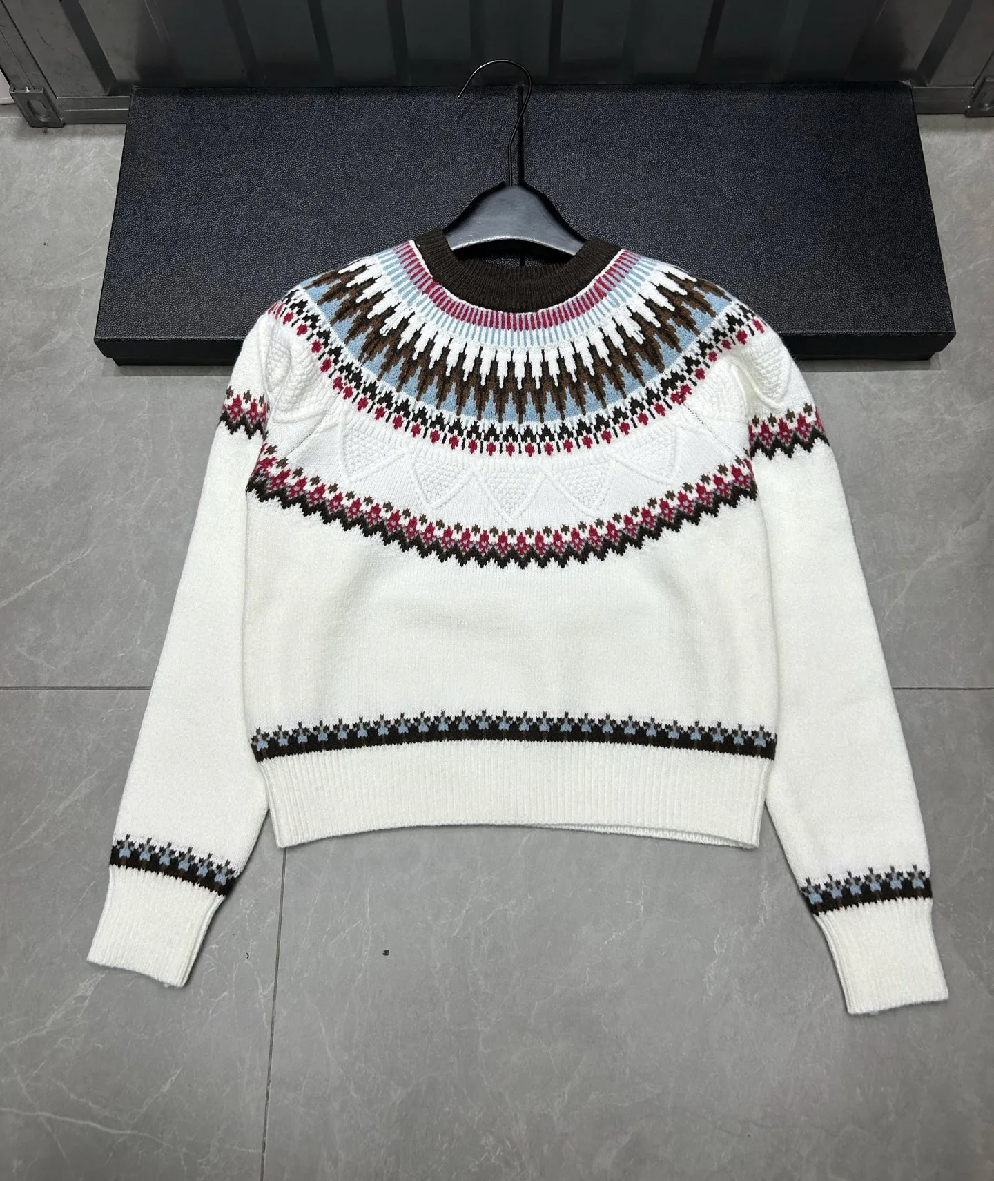 

Wool Christmas Style Soft Knitwear Women's Loose Fit round Neck Sweater Autumn Winter Jacquard Patchwork Pullovers Jumper F410