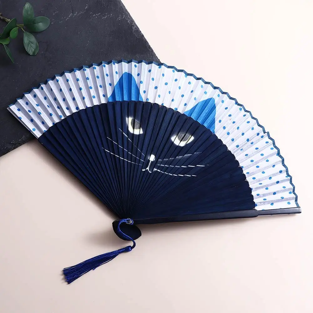 Exiquisite 1 pcs Cartoon Cat Patterns Handmade Summer Gift Folding Fan Home Decoration Silk Fan Fan Crafts