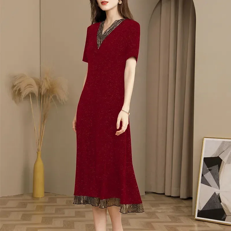 

2025 New Summer Commuting Fashion Short Sleeved Elegant Dress V-neck Contrasting Patchwork Women's A-line Medium Length Dress