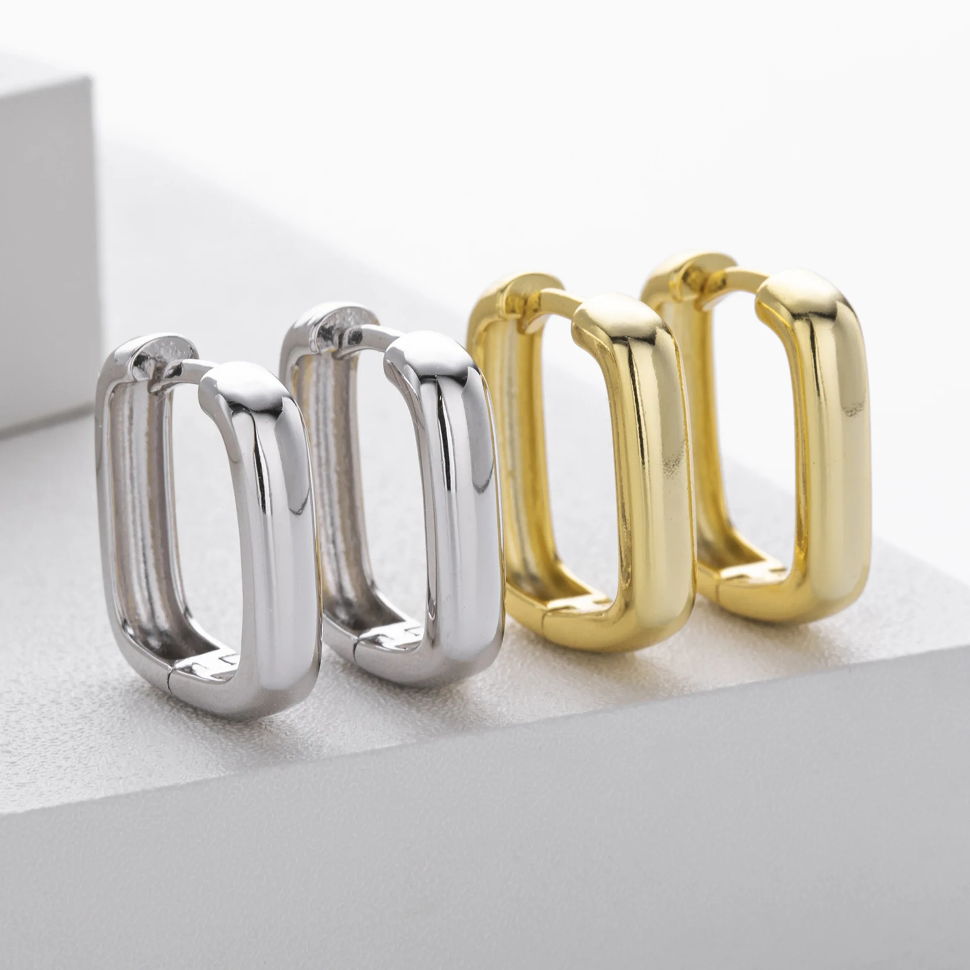 Withered Jewelry Earrings Women's Earrings Ear Cuffs S925 Pure Silver Ear Buckle Smooth Square Earrings For Women