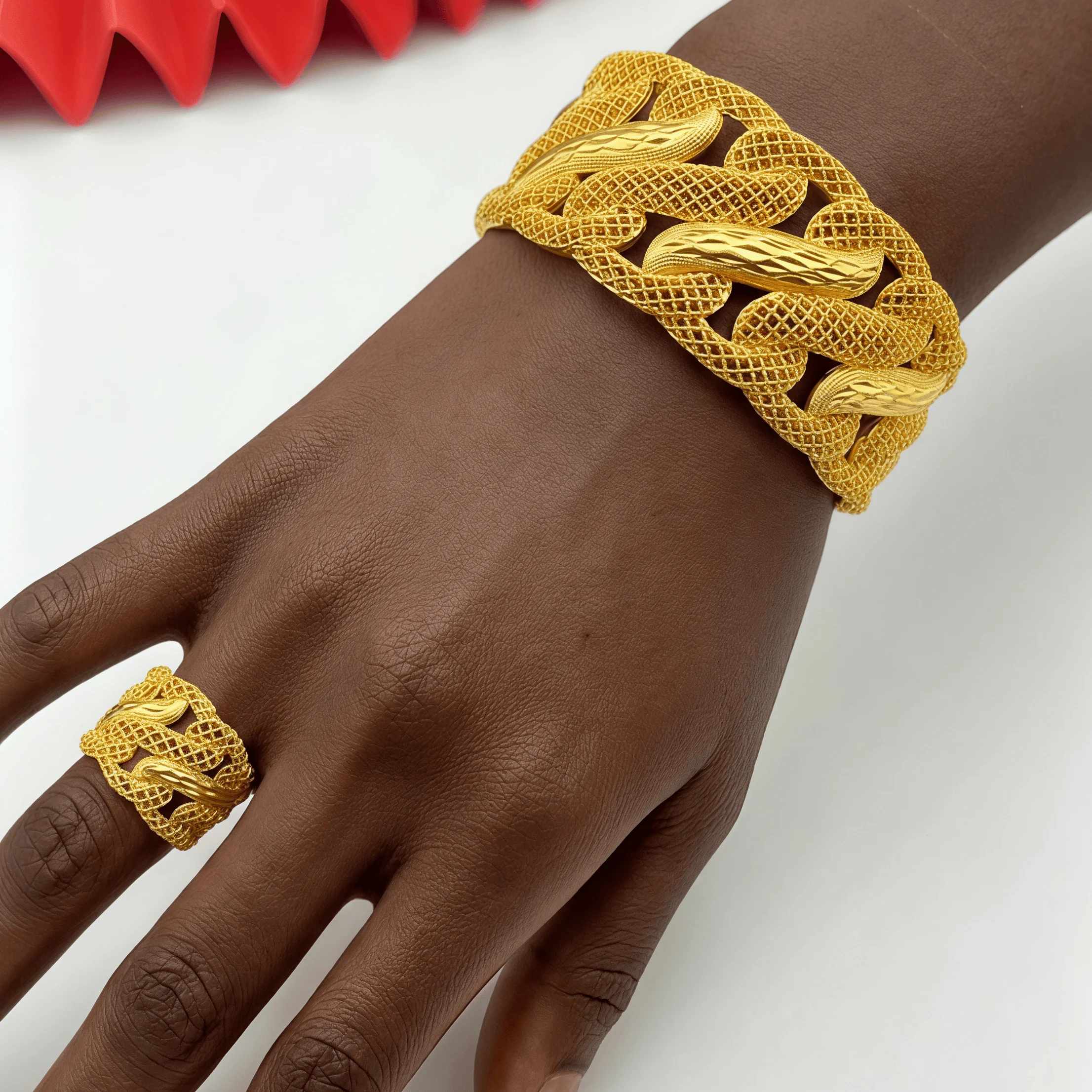 Thumbnail 4 - #72 Best Selling Gold-Plated Bracelets