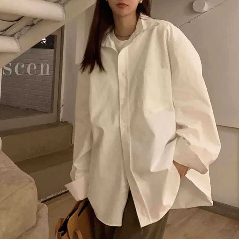 2025 New Office Lady White Shirt Korea Style Button Up Pocket Oversize Shirts Women Versatile Loose Long-Sleeved Blouse Woman