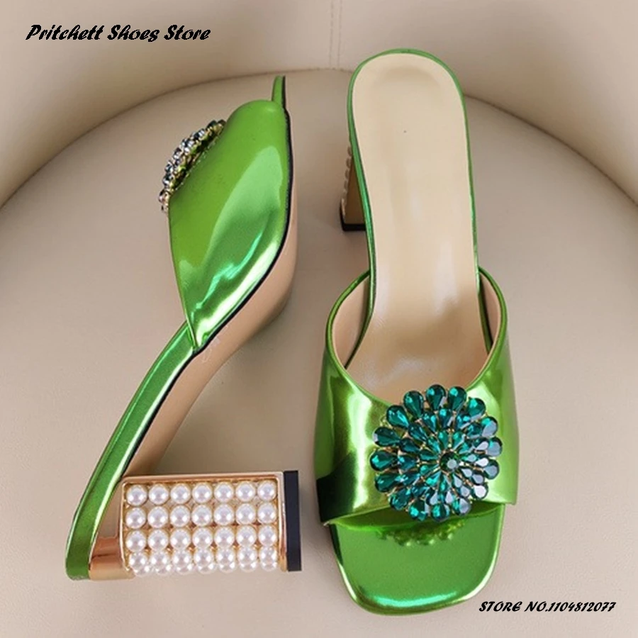 شباشب نسائية بكعب لؤلؤي من الجلد اللامع على شكل زهرة غريبة للصيف والربيع، أحذية عصرية للحفلات