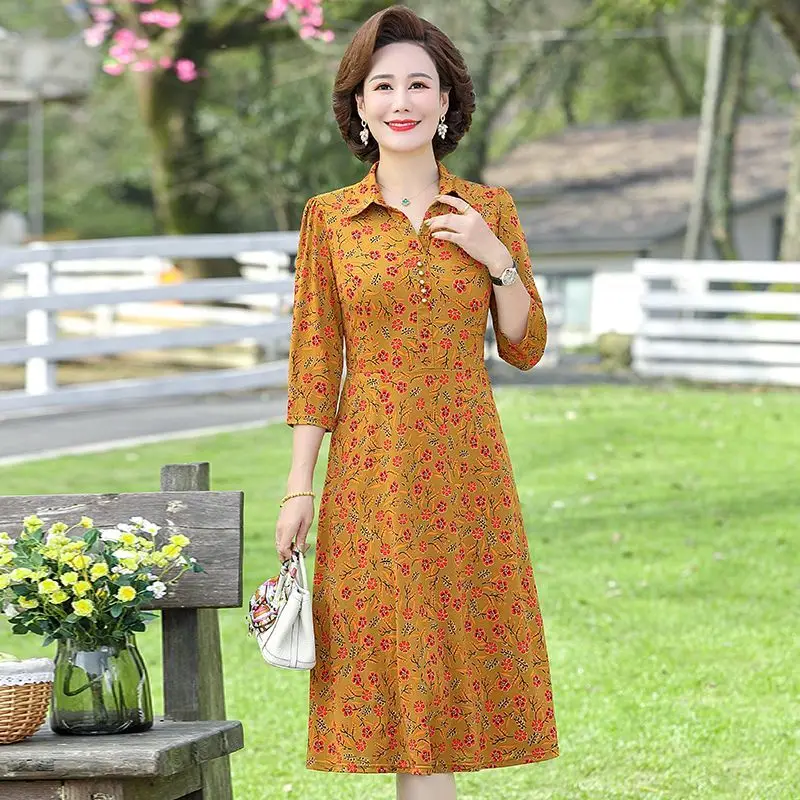 Middle Aged and Elderly Dresses Look Slim Medium to Long and Suitable for Mothers New Style