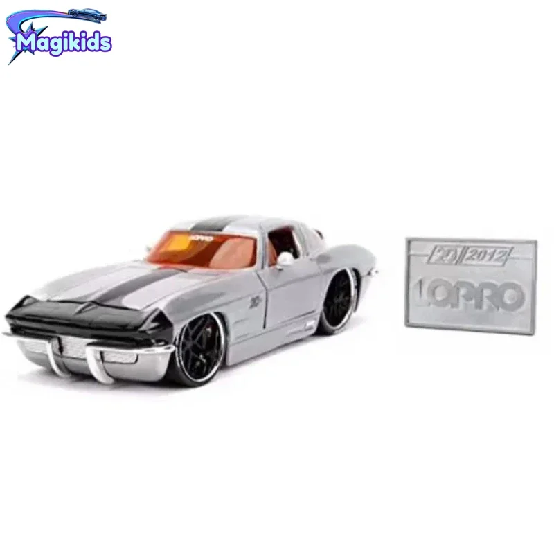 

1:24 1963 Chevrolet Corvette High Simulation Exquisite Diecasts Toy Vehicles Car Styling Alloy Model Toy J74