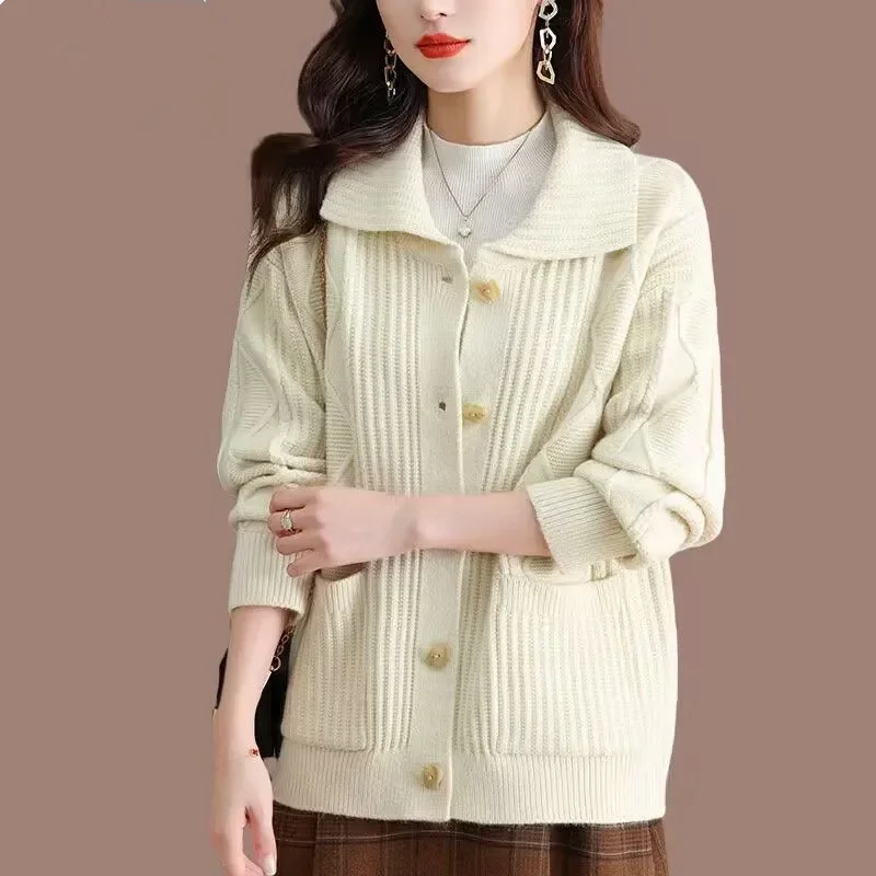 

Autumn Winter New knitted Cardigan Sweater Women Lapel Single-Breasted Pocket knitwear Sweater Female Loose Ladies Tops W1090