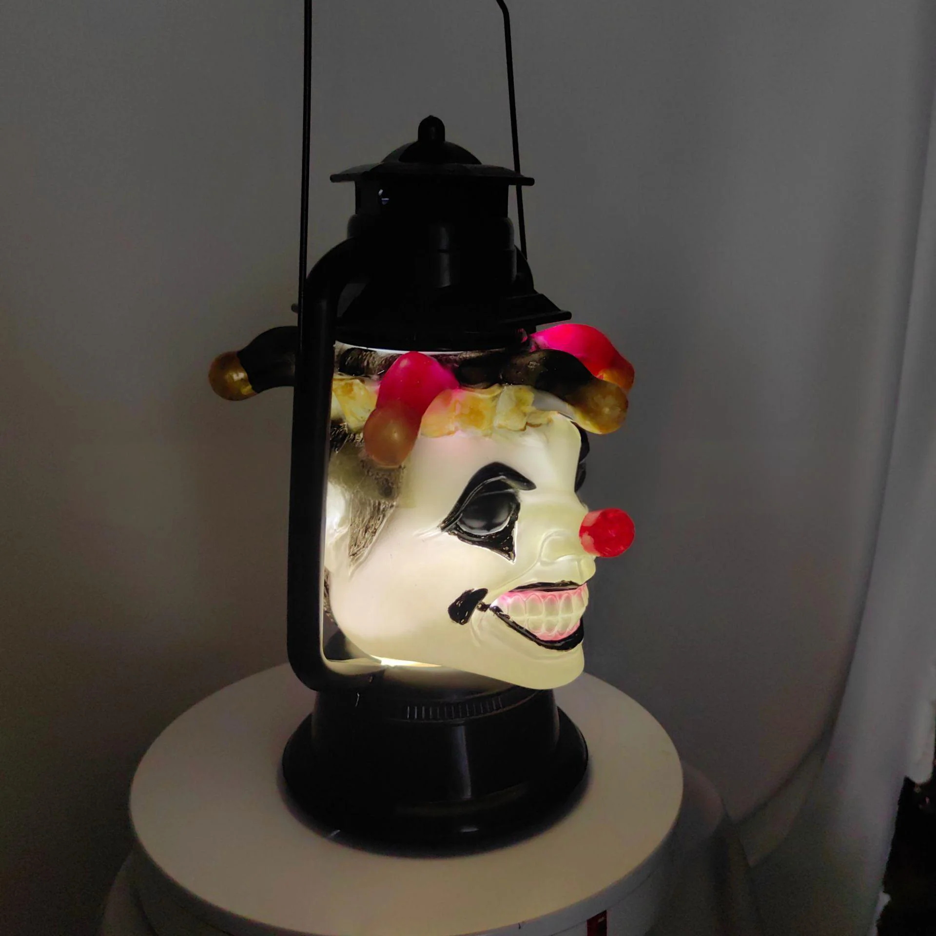 Halloween Voice-controlled Portable Clown Lamp Skull Model Lantern Bar Party Home Decoration Atmosphere Props - view 4