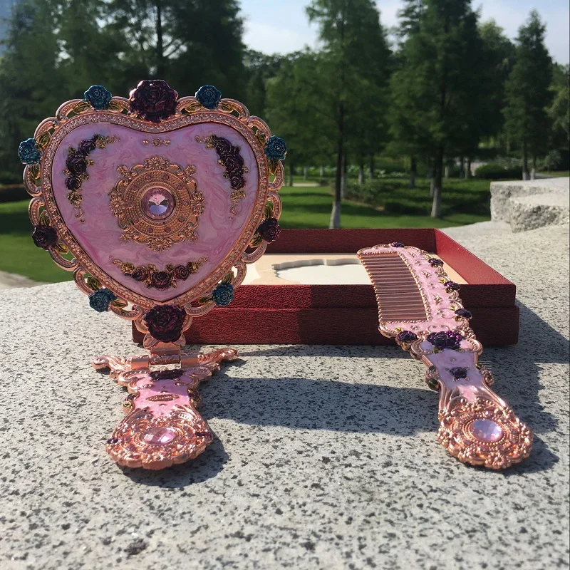 Ensemble de peignes de miroir de maquillage avec boîte-cadeau, miroir de poche vintage européen, cadre de miroir à main en forme de cœur, cadeau pour fille et femme