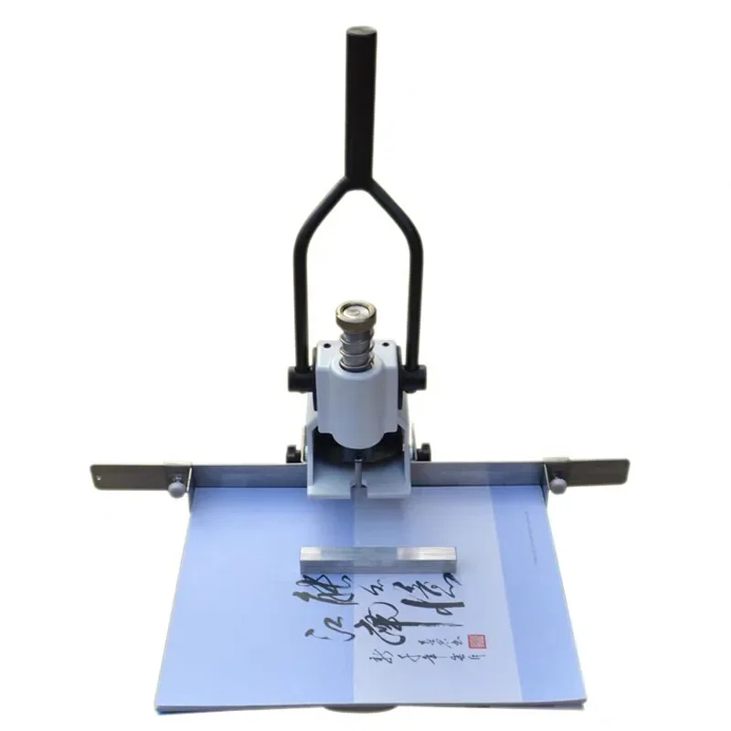 Manual single hole punching machine paper album tag drilling machine can punch 30mm thickness manual drilling machine