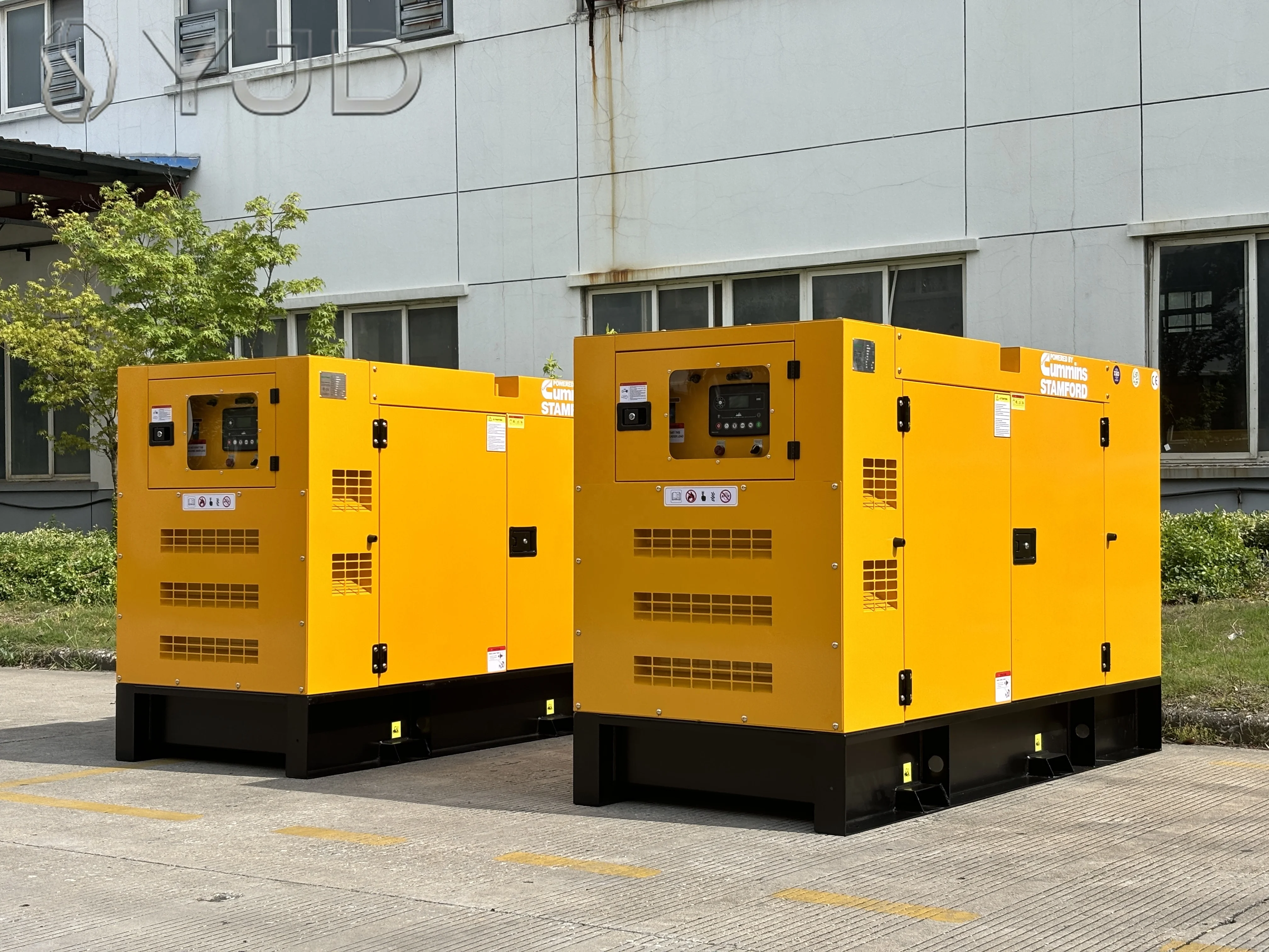 Powered by Cum-mins Engine 4B3.9-G11 Super Silent 18kw 20kw 25kva 30kva diesel Generator Set