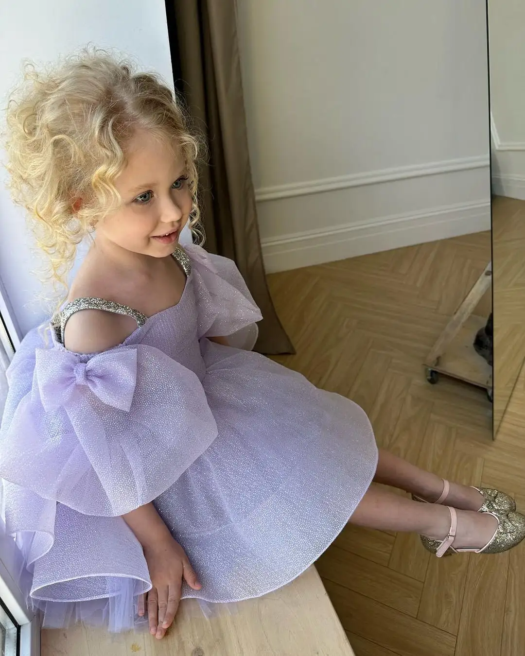 Lovely Lavender Flower Girl Dress Elegant Lilac Rustic Lace Tulle Princess Kids Birthday Gift First Communion Gowns Evening