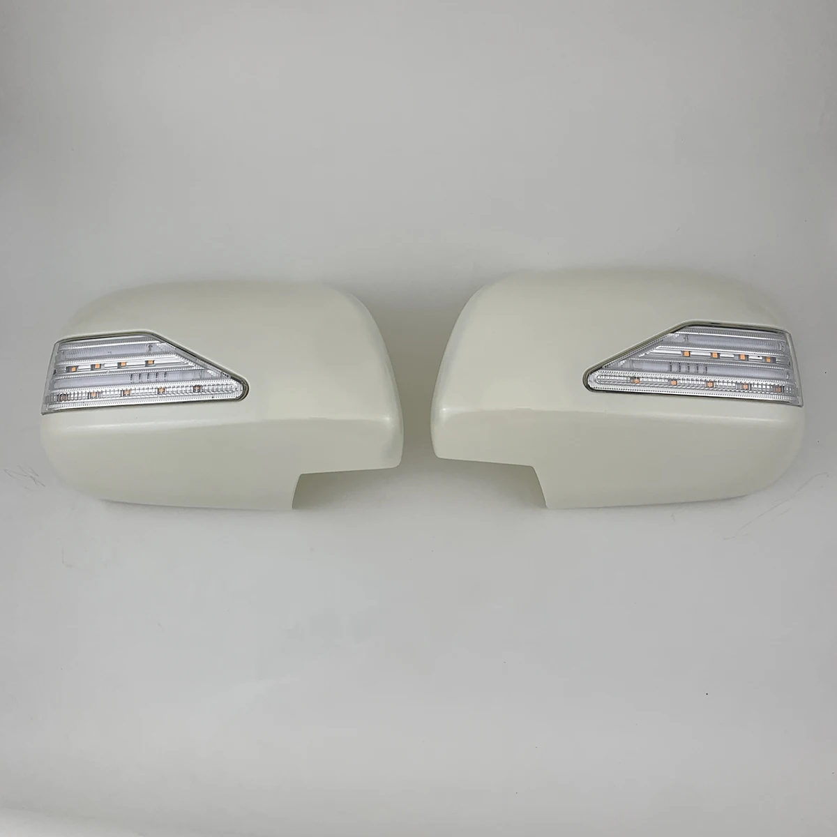 

Car Rearview Accessories Modification Trim For Lexus RX330 RX350 RX400H RX450h Pearl Whit Door Mirror Cover With LED Paste Style