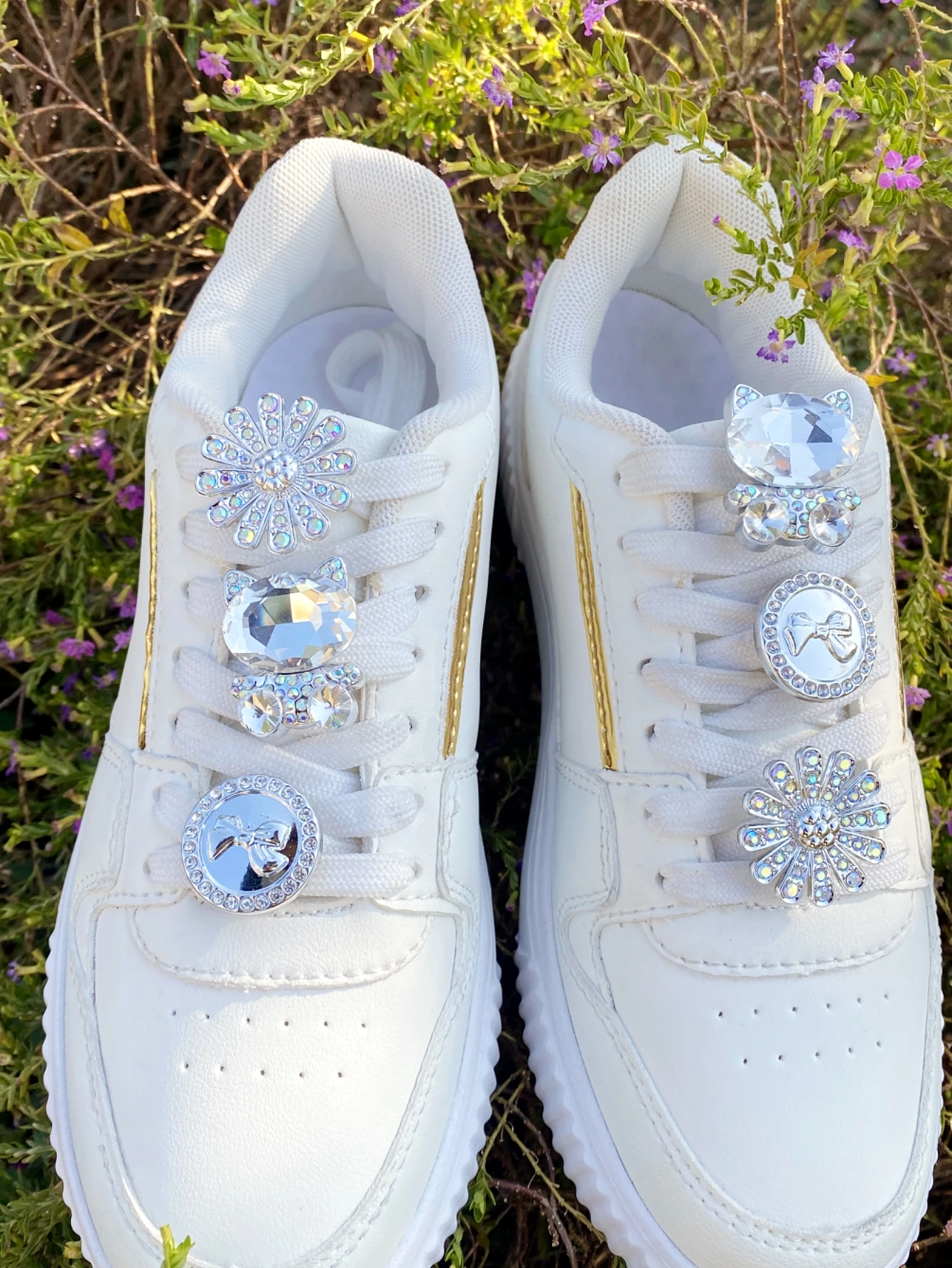 6 piezas de hebillas de zapatos con forma de gato de plata y diamantes para decoración DIY, adecuadas para decorar zapatos de lona, zapatillas y otros calzados