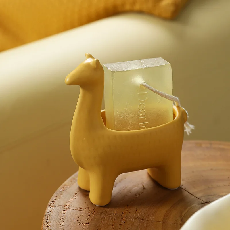 

1PCS Creative Alpaca Ceramic Key Tray Storage Decorative Figurine Living Room Home Decor White Ceramic
