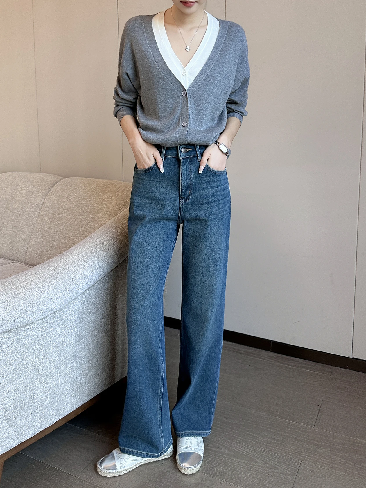 

Blue High Waist Straight Leg Jeans Women's Casual Long Pants Spring 2026 New Hong Kong Style Versatile Comfortable Fit