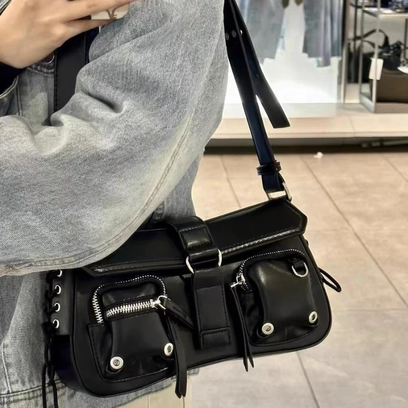 

A Trendy Cool Girl Underarm Messenger Package 2025 New Niche Design Motorcycle Bags Versatile Single-shoulder Crossbody Bag