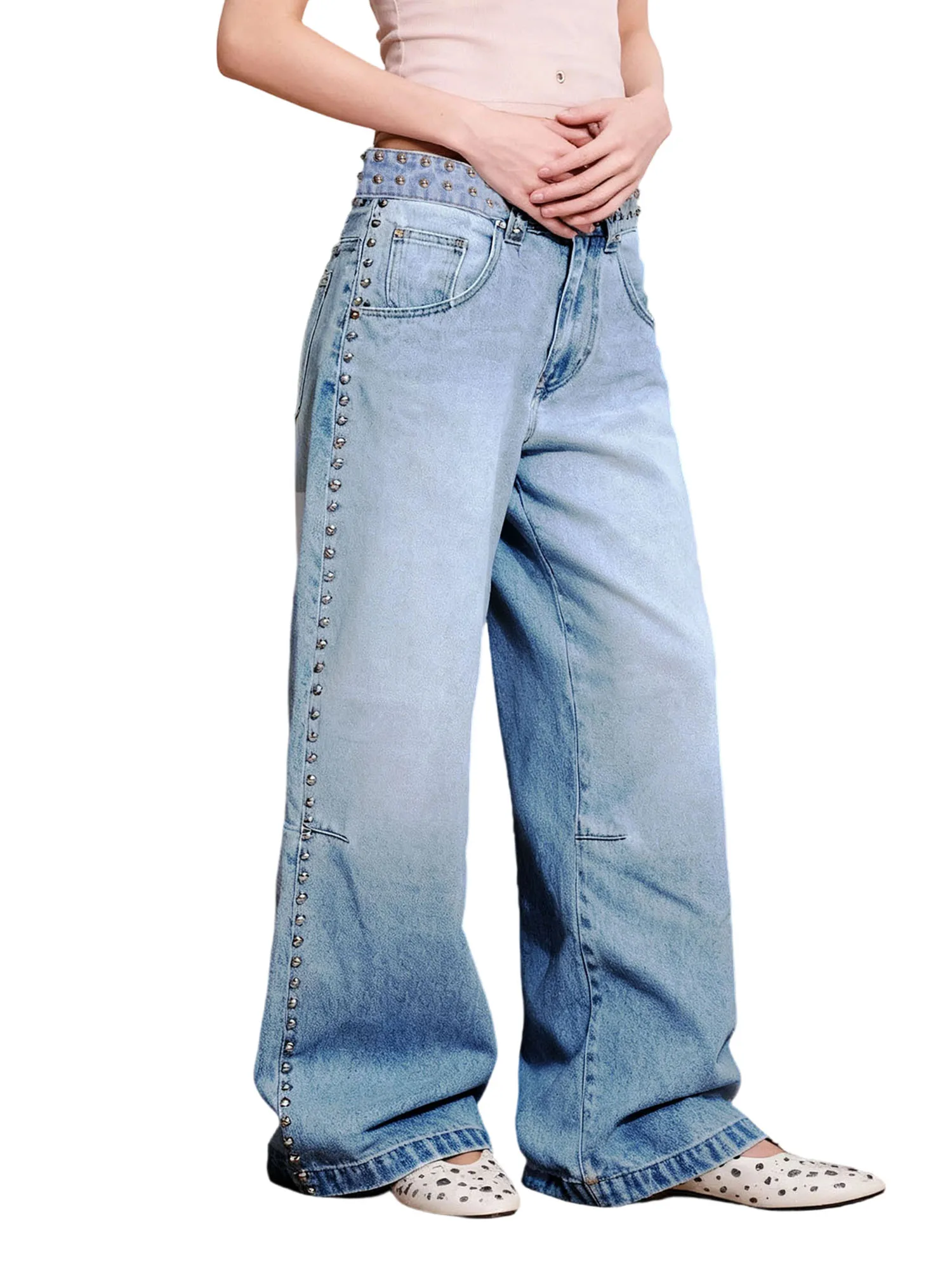 

Женские винтажные потертые джинсы для мам с высокой талией, вышитыми цветочными деталями и широкими штанинами на весну