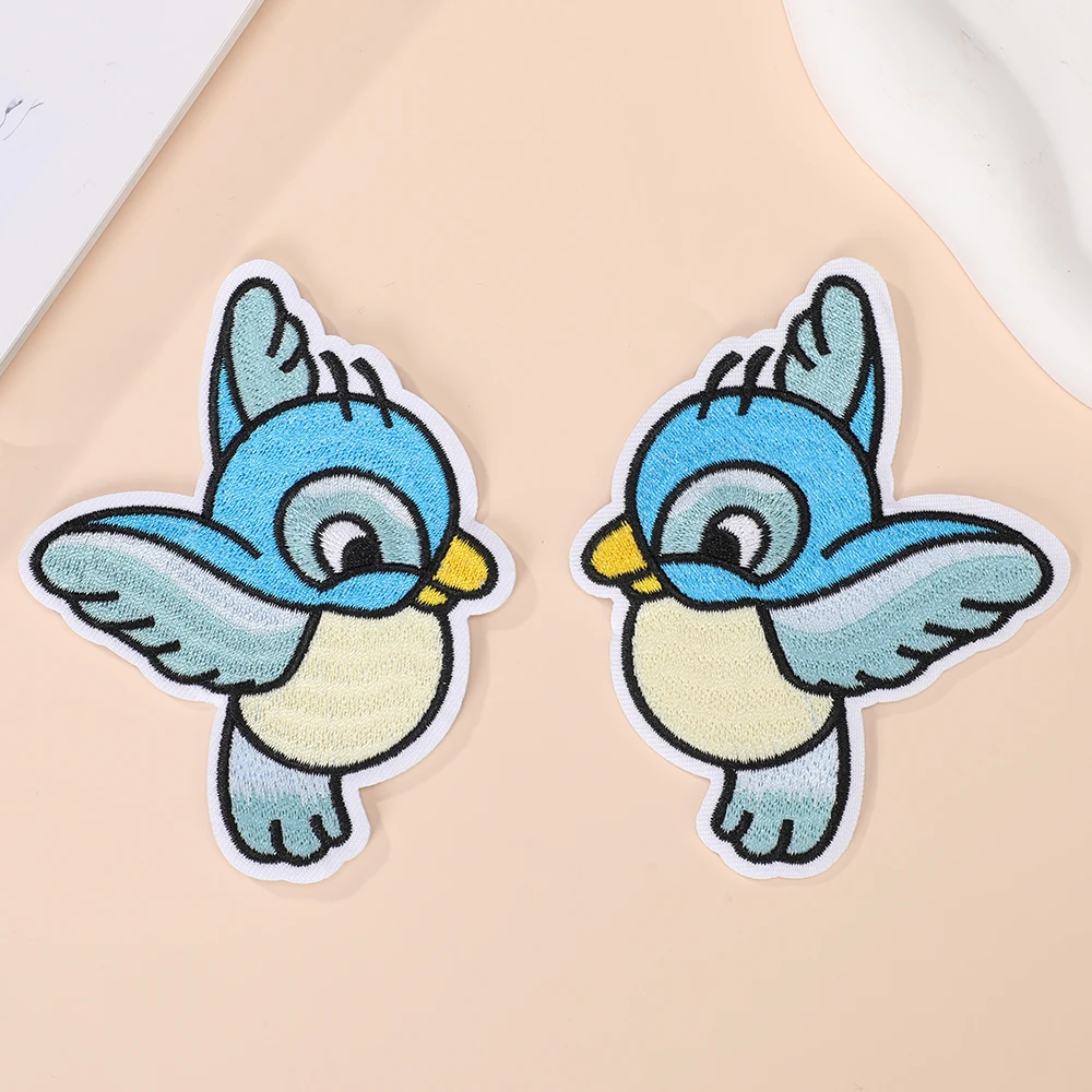 1 Pair Of Blue New Animal Cloth Stickers Cartoon Bird Embroidery Patches DIY Clothing Accessories 10.5*8.5CM