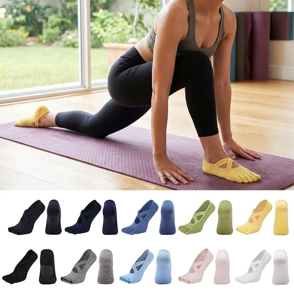 

Multicolor Anti Slip Pilates Socks Cotton Material Silicone Grip Non-Slip Yoga Sock Five Toe Design Bandage Style