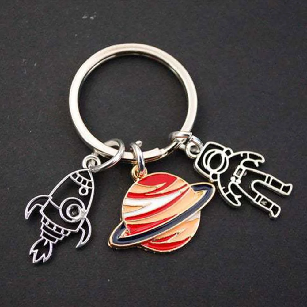 Space Keychain Astronaut Keychains Rocket Creative Gift Hanging Pendant Keyring