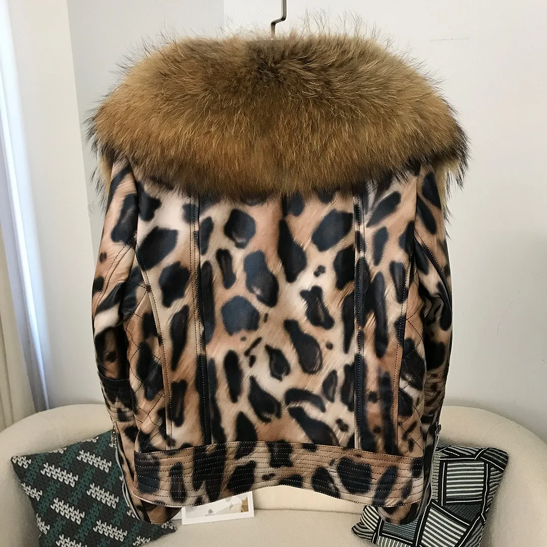 แฟชั่นฤดูหนาวสั้นจริง Raccoon ขนสัตว์ใหญ่ของแท้ Leathert Coat คุณภาพสูง Sheepskin เสือดาวพิมพ์เสื้อแจ็คเก็ตรถจักรยานยนต์