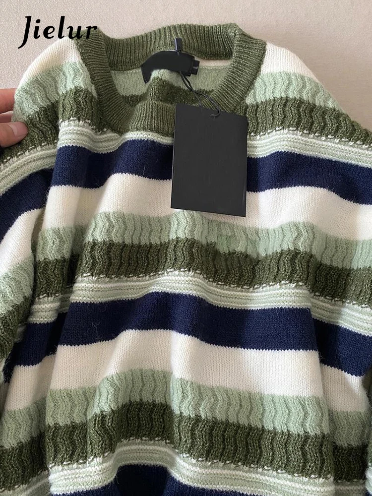 

Jielur Autumn New Contrast Color Slim Pullovers Woman Casual Loose Basic Pullovers Female Green Knitted Stripe Chicly Top Women