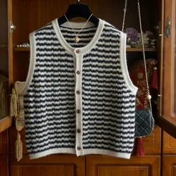 Vintage Sleeveless Striped Wool Vest Sweater Women's 24 Autumn And Winter New Short Cashmere Knitted Cardigan Jacket