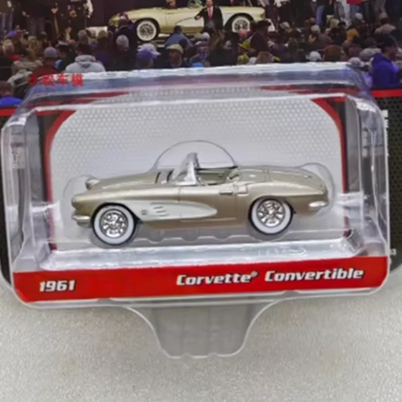 Greenlight 1:64 Scale 1961 Corvette Retro Convertible Sports Car