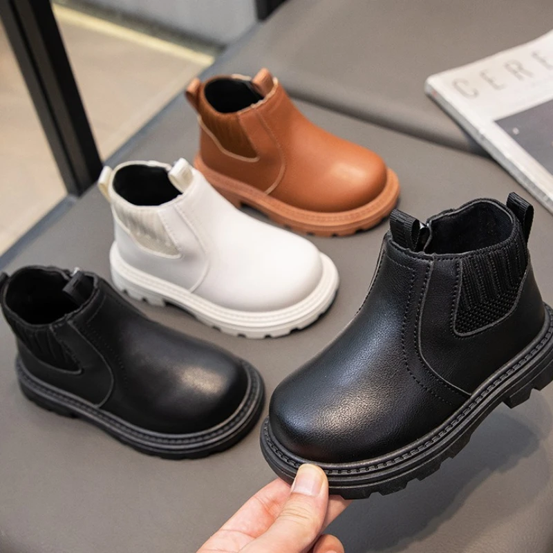 

Winter Child Snow Boot2025New Retro Child Velvet Flat Boots British Style Girl Anti slip Men Women's Versatile Short Boots