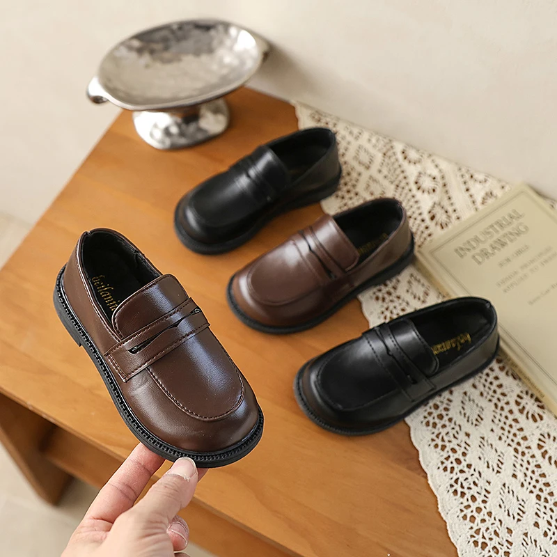 

Britain Style Children's Leather Shoes for Boys 2026 Spring New Girls Retro Black Single Shoes Soft Moccasin Shoes for Children