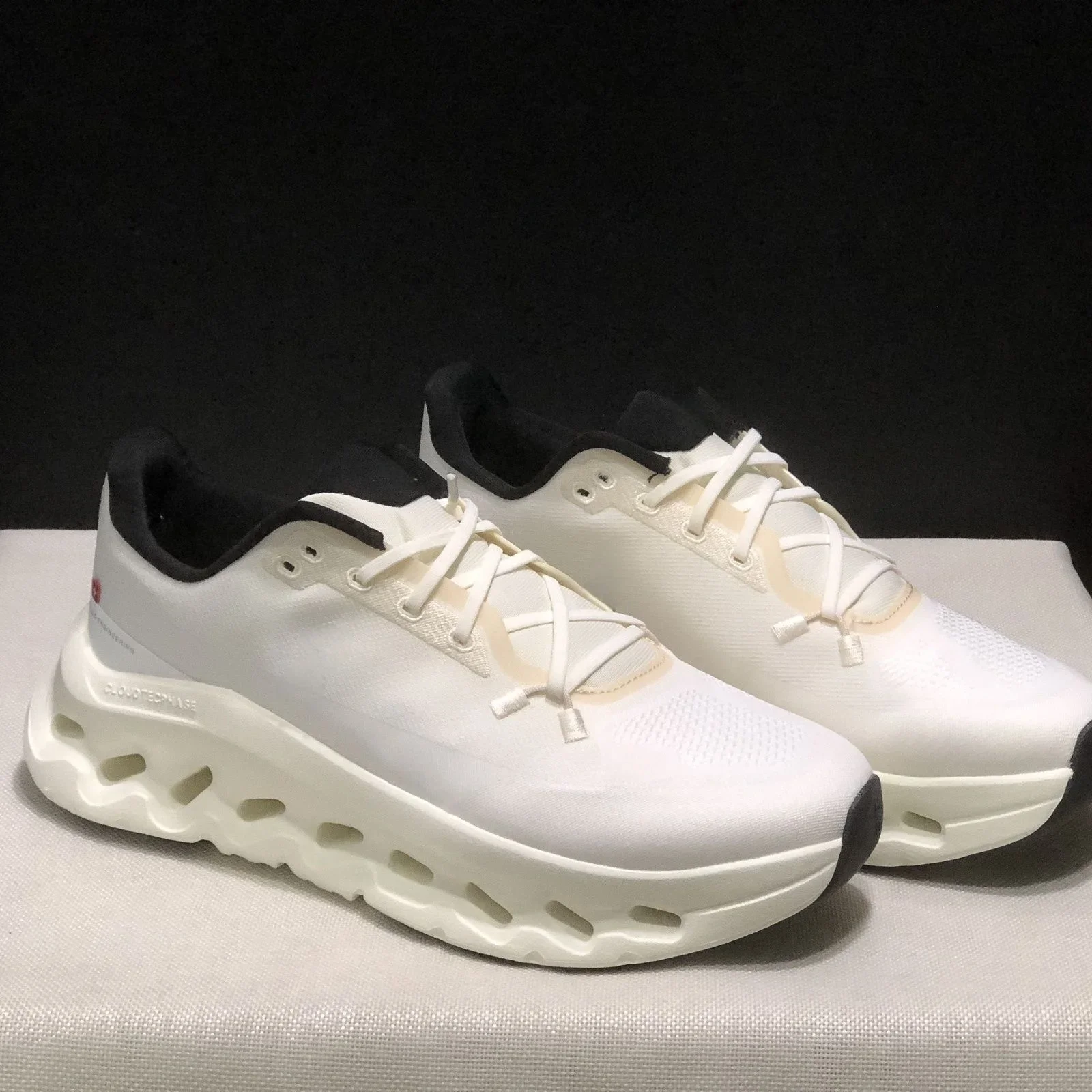 Comfortabel en elegant, van mesh, lage sneakers, hardloopschoenen voor heren en dames