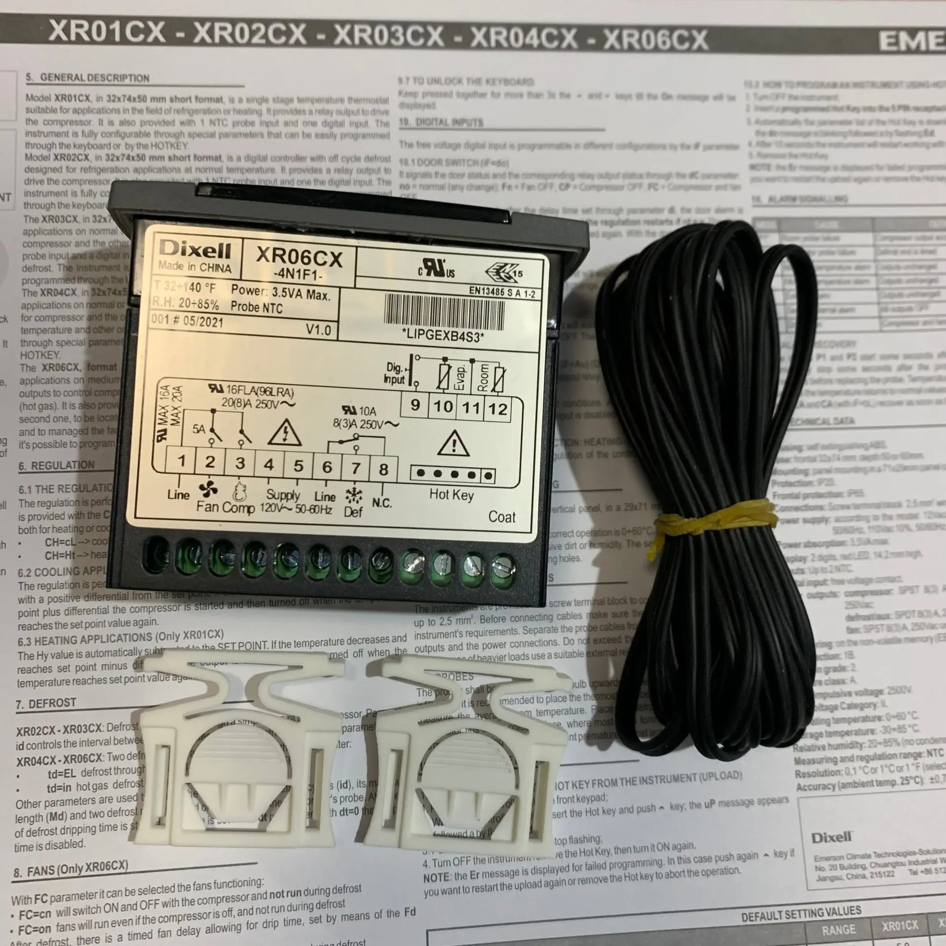 

Temperature Controller XR06CX-4N1F1 110V