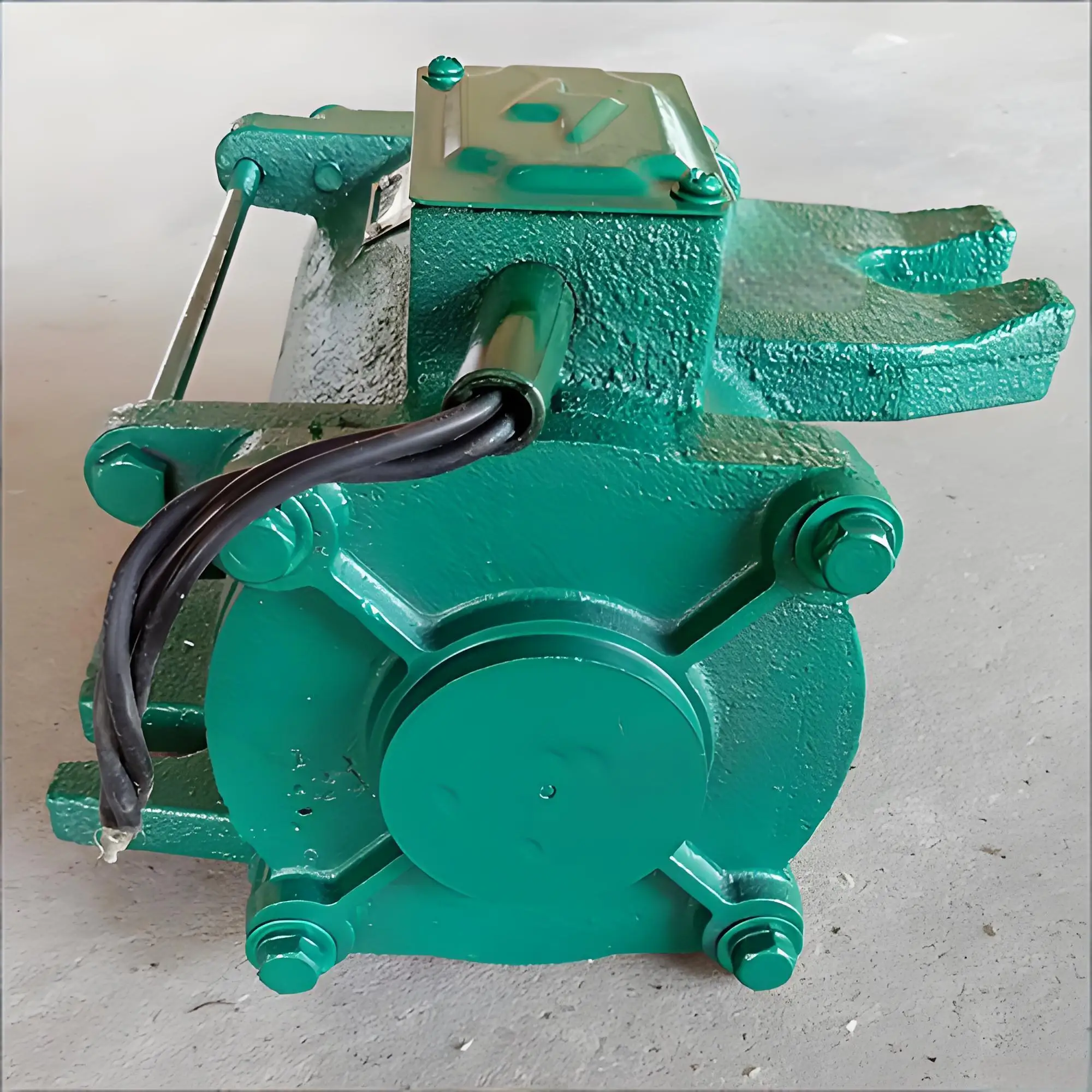 Concrete Vibrator for Expressway,  Vibrating Motor, Road Construction Equipment