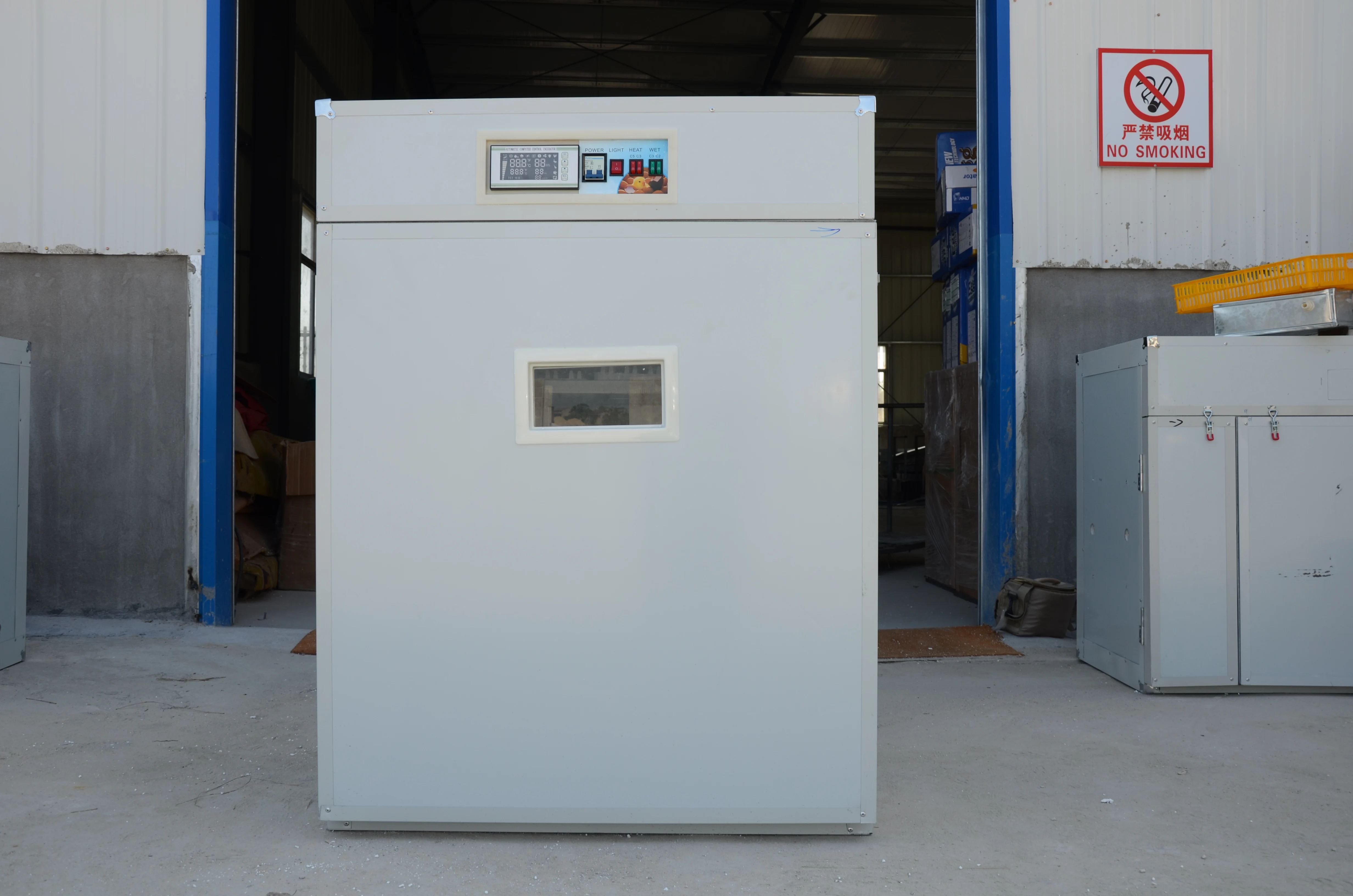 2025년 공장도 가격 달걀 부화기 산업용 자동 1056 부화 및 사육 기계