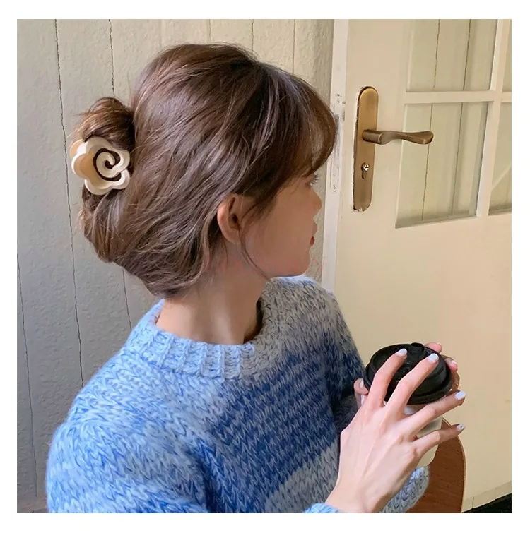 Elegant French Flower Grab Clip Frosted Texture Hair Grab Girl Plate Hair Clip Headwear