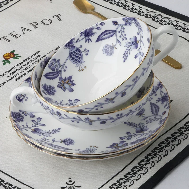 

Ins Hot Luxury Bone China Coffee Cup with Plate British Tea Set with Flower Pattern European Korean Chinese Style 150ml
