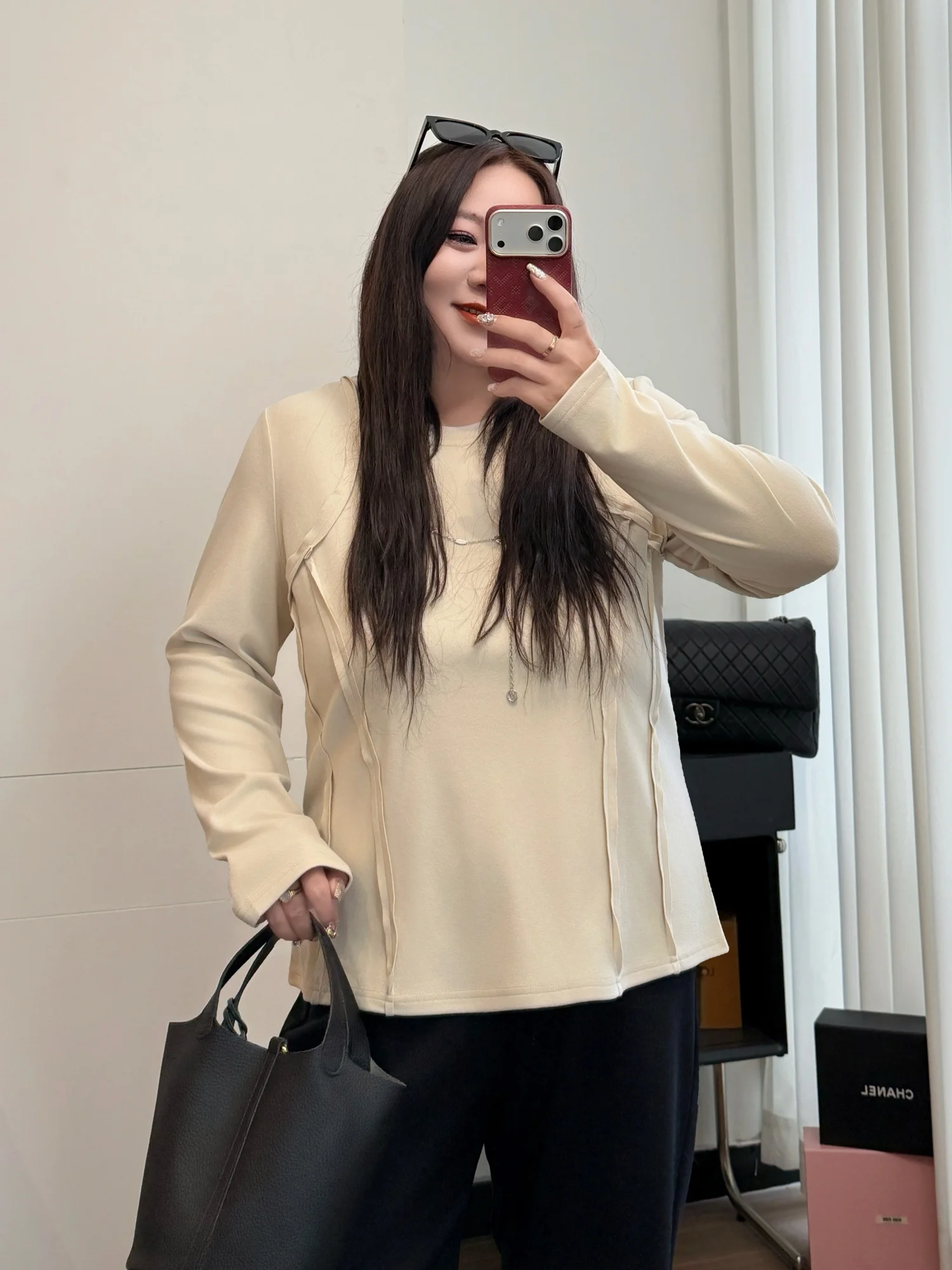 

plus Size Women's round Neck Base Shirt Thick Sister Simple Design High-End Feel Casual Slimming Velvet Commute Style Knitwear