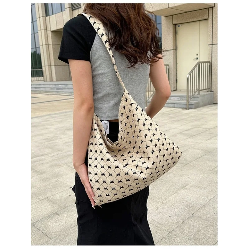 

Bowknot Crossbody Large Bag for Women2026New vintage artistic handbag with a relaxed feel, casual shoulder commuter bag
