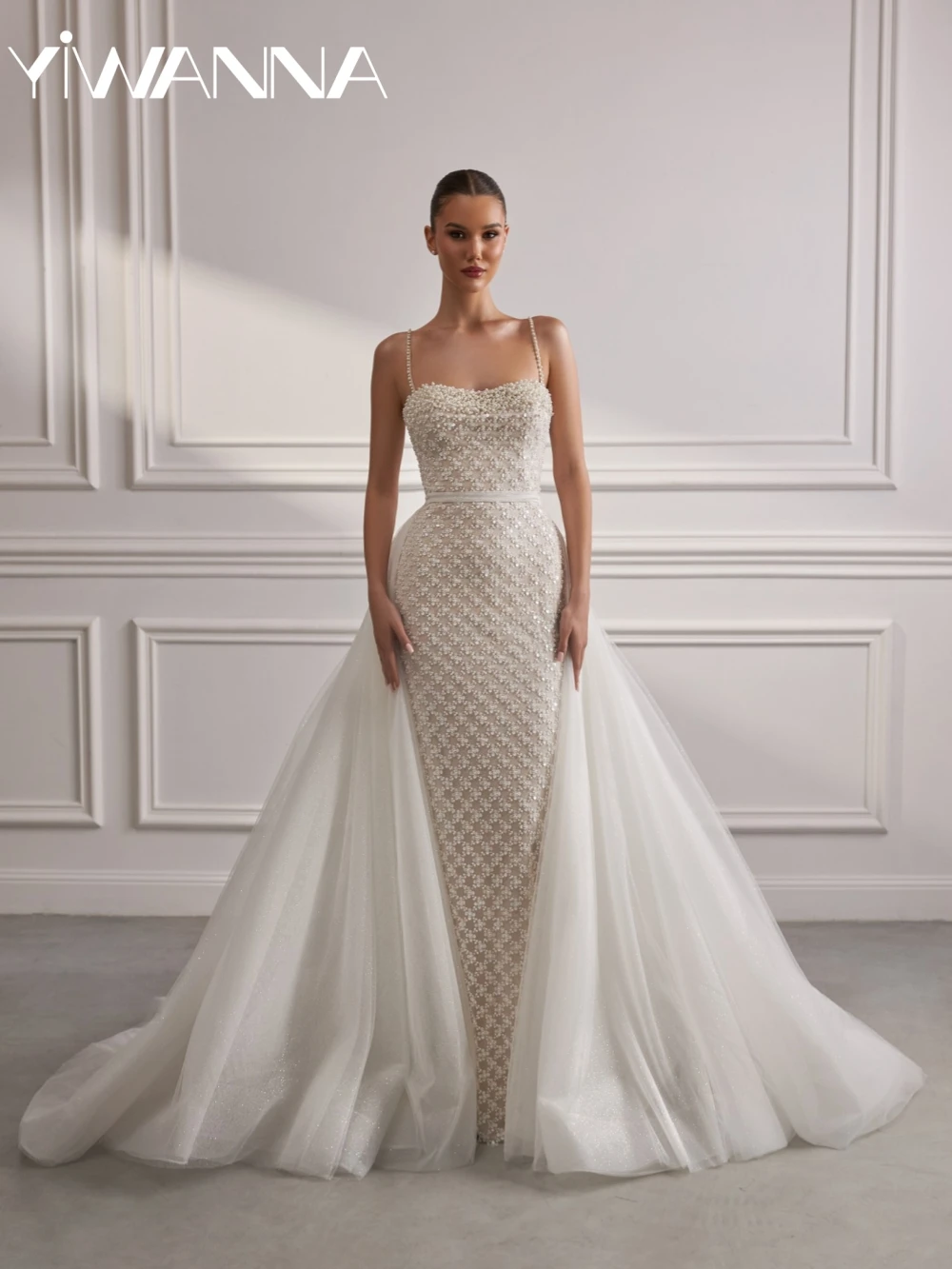 

Detachable Train Shiny Beaded Pearls Wedding Dress Dreamy Strapless Thin Straps Bridal Gown Customized Luxury Dresses For Bride