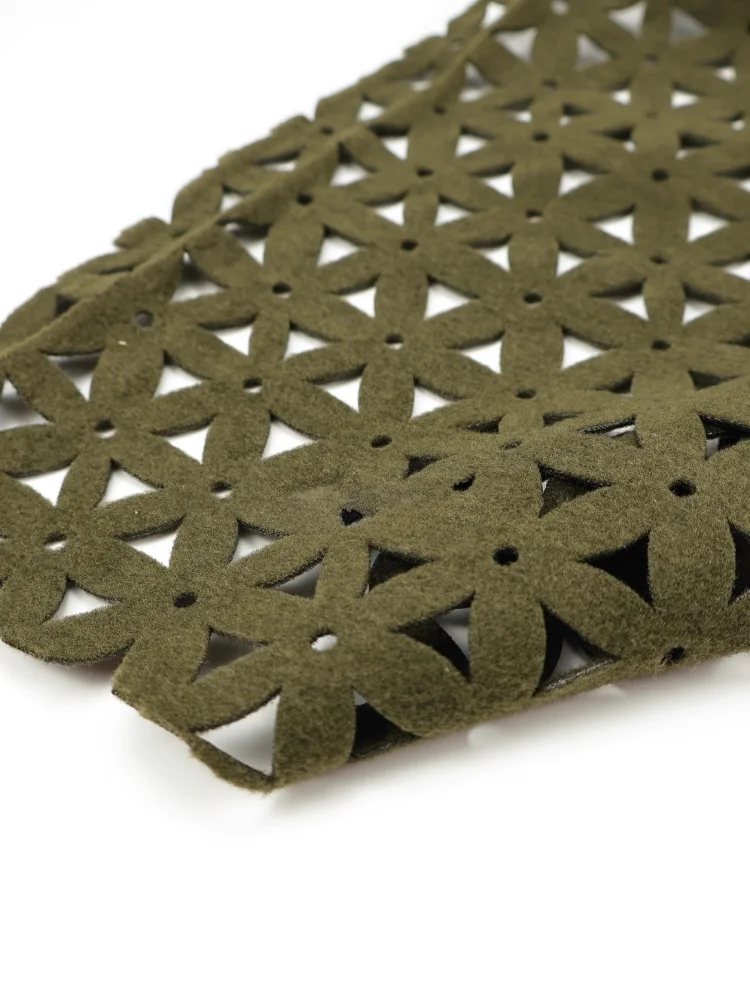 

Hollow Flower Velvet Imitation Wool Synthetic Fabric for No Elasticity Windbreaker Skirt Set Cloth Diy Per Meter Sewing Material