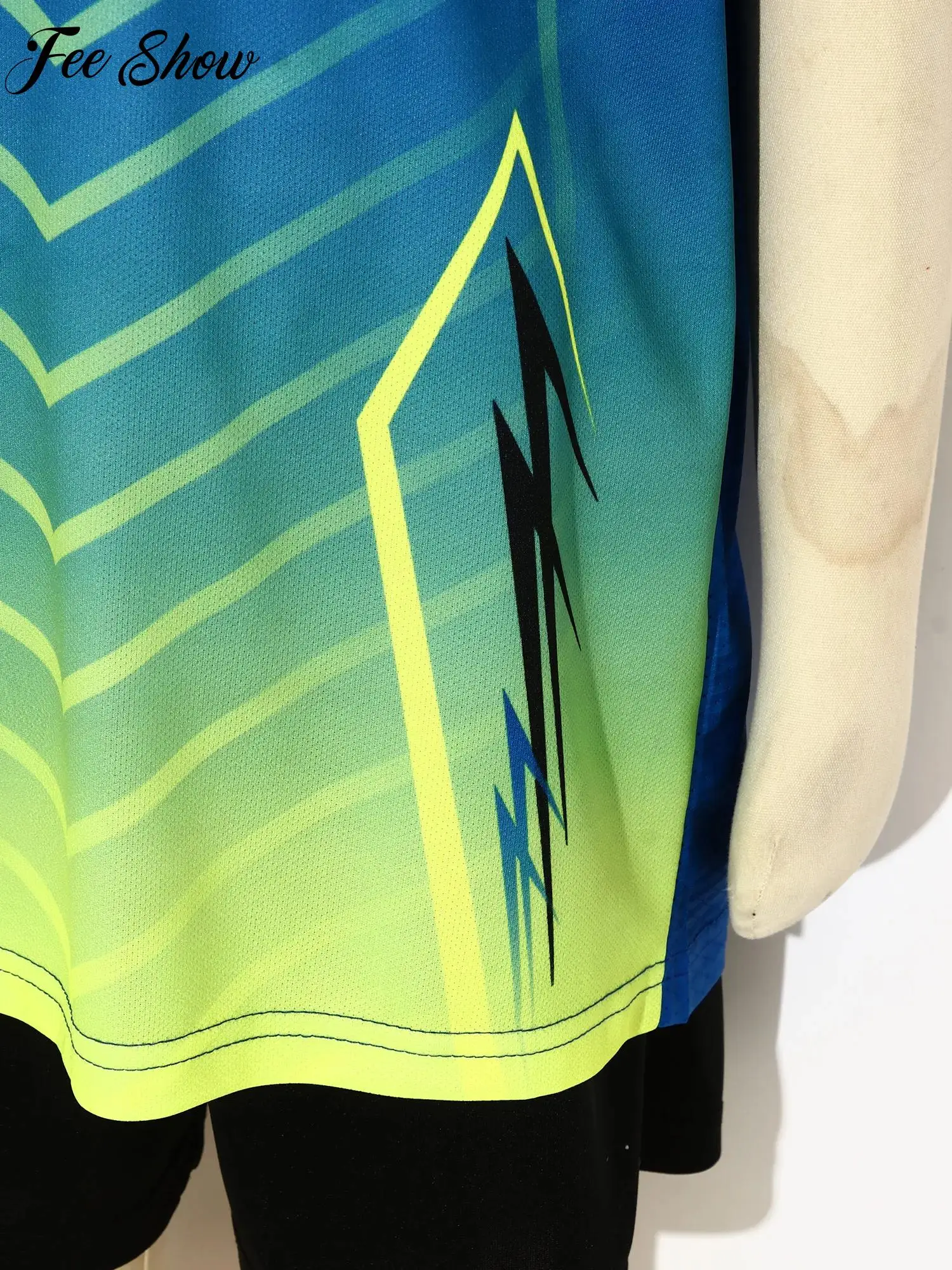 Kids Boys Girls Quick-dry Soccer Uniform V-neck Short Sleeve Stylish Printed Contrast Color Top with Elastic Waistband Shorts