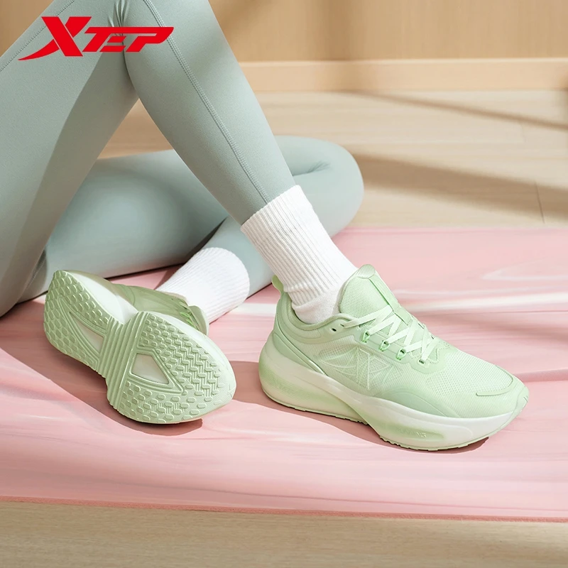 Buty do biegania Xtep Mystic Plume 5.0 dla kobiet 2024 Wiosna Amortyzacja Buty sportowe treningowe Odbicie Trampki 875118110013 — zdjęcie 6