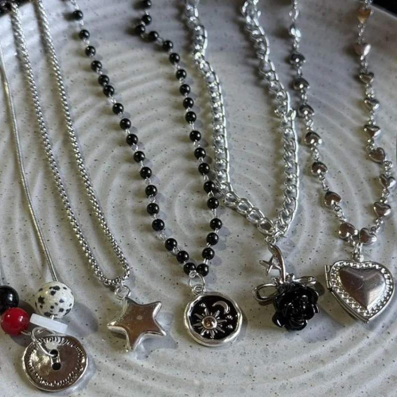5Pcs Y2K Layered Necklace Set Star Sun Moon Black Rose Heart Lock Pendant Black Bead Silver Chain Stackable Women's Jewelry