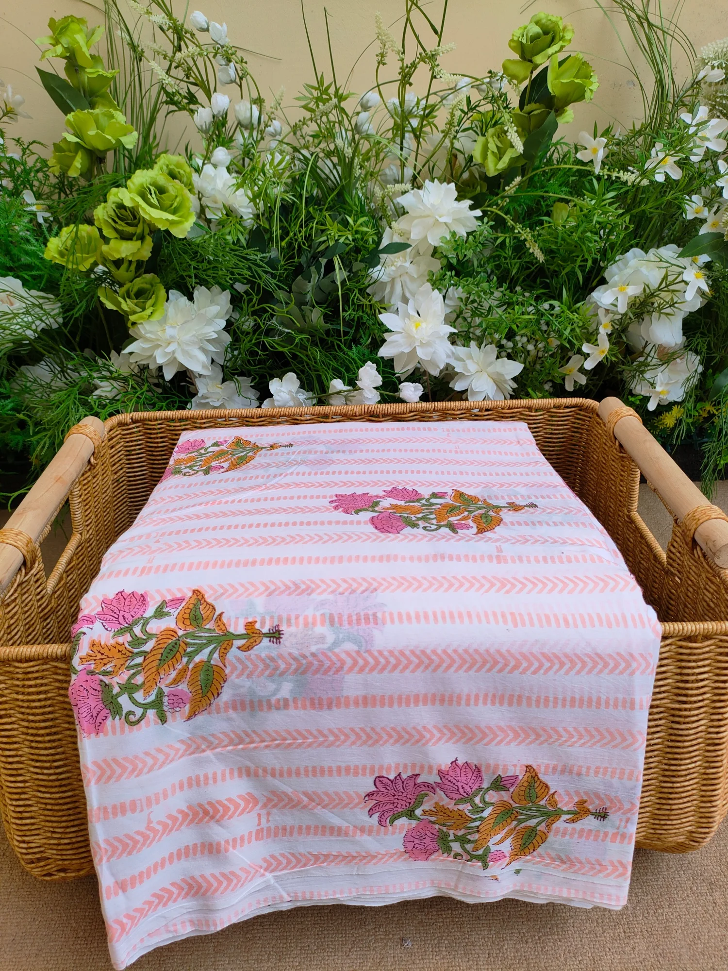 

Indian Block Print 100% Cotton Light weight thin Breathable Sewing Quilted Bedding Textiles Fabric