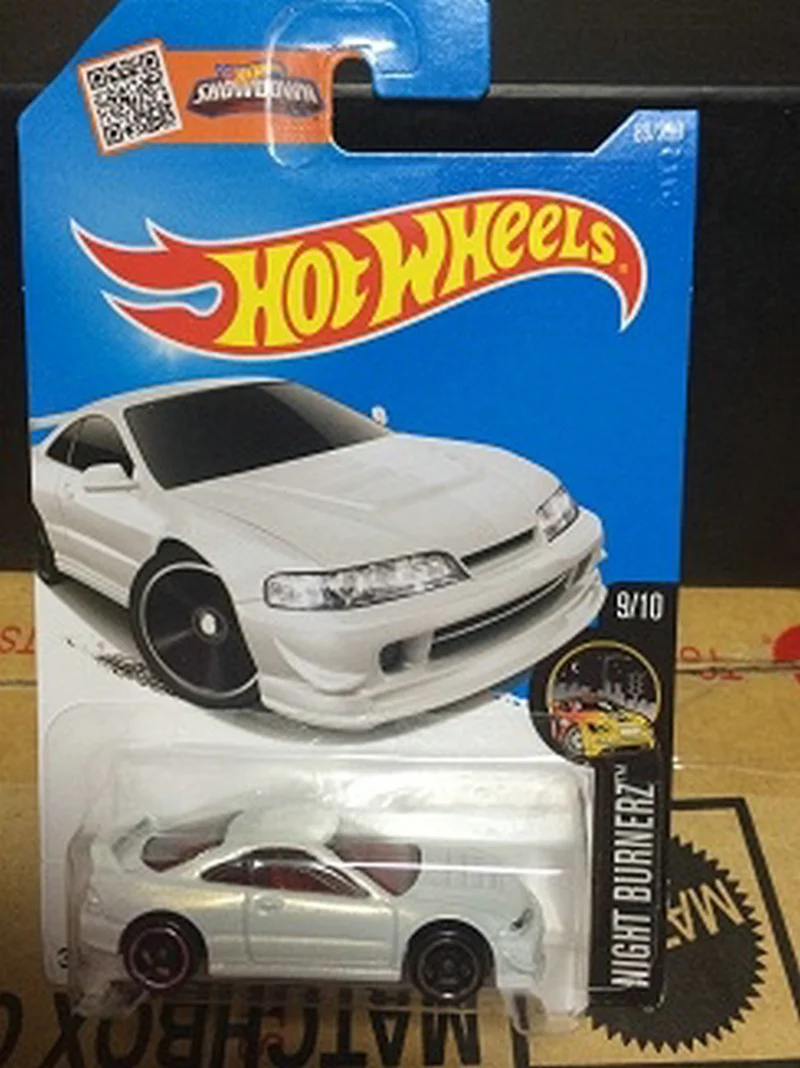 

2016-89 HOT WHEELS 1:64 CUSTOM 01 ACURA INTEGRA GSR Collection die cast alloy car model decoration gift