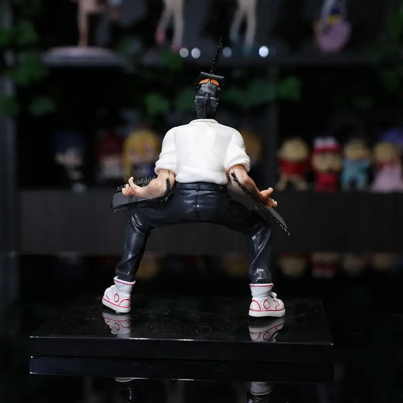 Figurki Chainsaw Man Chainsaw Devil Denji Pochita Scena Krzyku Figurki Akcji Ozdoba na Biurko Model Dekoracyjny Modne Zabawki Statuetka Prezent