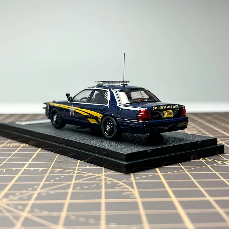 Rollin Diecast in scala 1/64 Ford Crown Oregon CV modello di auto della polizia in lega Victoria Crown modello di auto regalo display ornamento