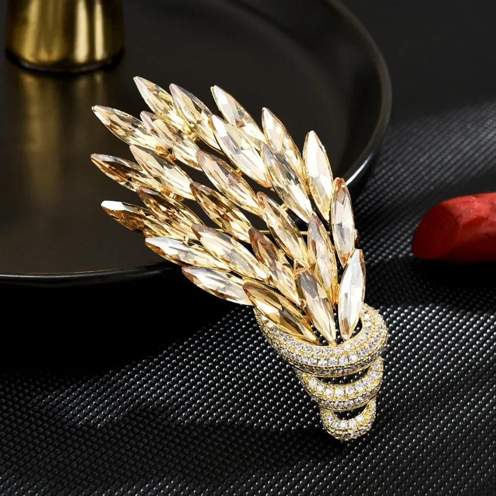 Gold Color Austria Crystal Wheat Ear Brooches for Women Luxury Zircon Inlaid Corsage Pins Coat Suit Accessories Jewelry Gift