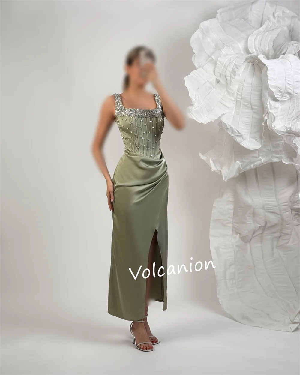 Customized Charmeuse Pleat Sequined Sheath Square Neck Midi Dresses Bespoke Occasion Homecoming Classic Retro Sparkle