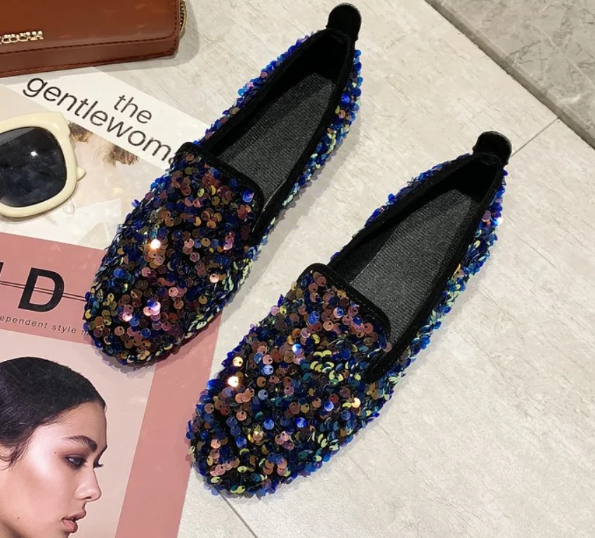 Women Flat Glitter Sneakers Casual Female Slip-On Bling Platform Comfortable Plus Size Loafer Shoes km87